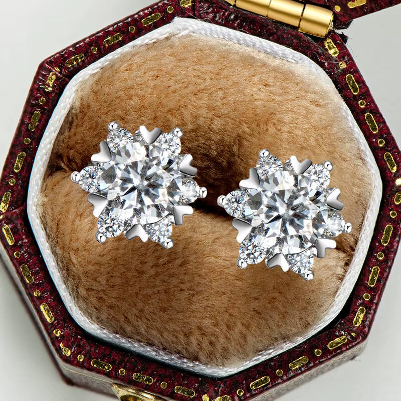S925 Silver Moissanite Snowflake Earrings for Women - Elegant 6-Claw Design Ideal for Valentine's Day Gifts